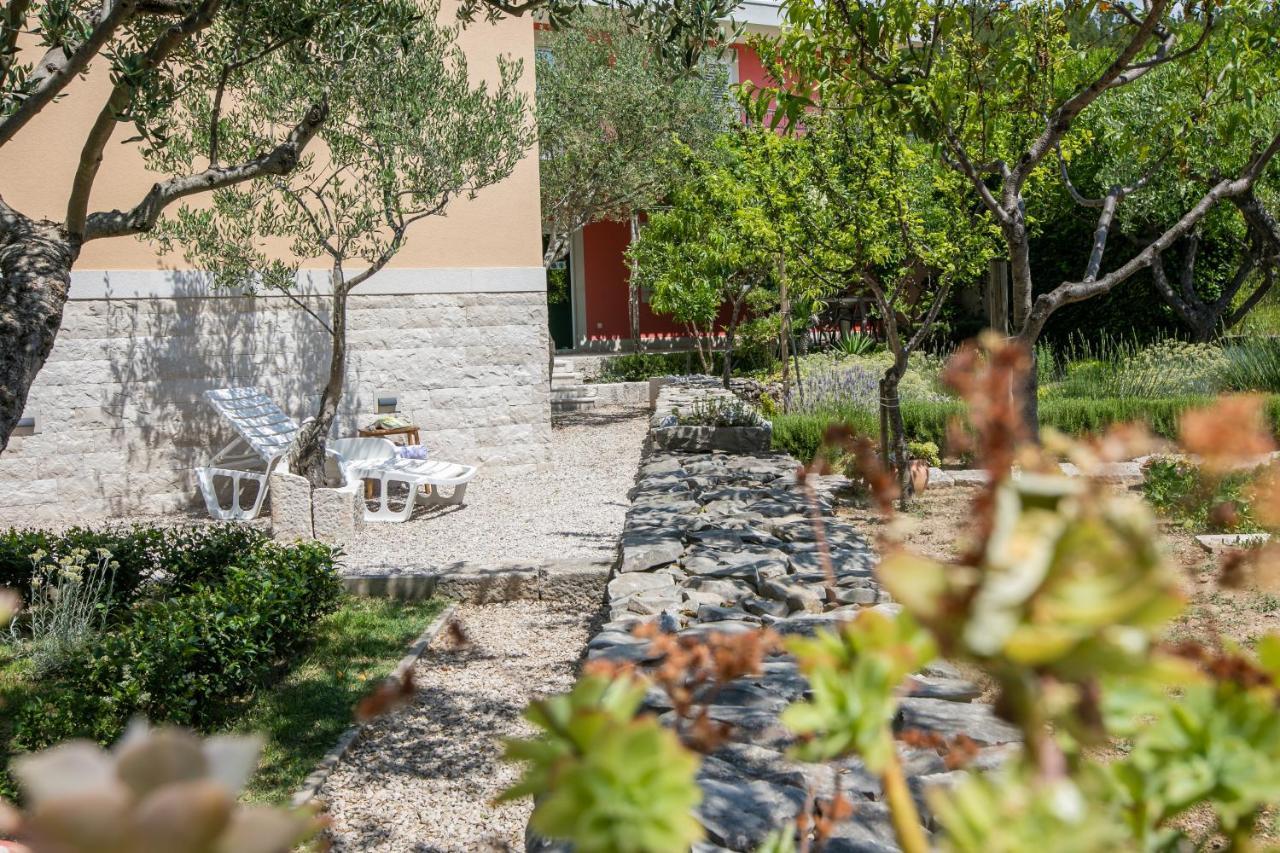 Apartment Vila Volicija Makarska Eksteriør bilde